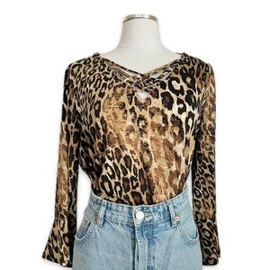 asymmetrical leopard animal print 3/4 flared bell sleeves v-neck top | sz l